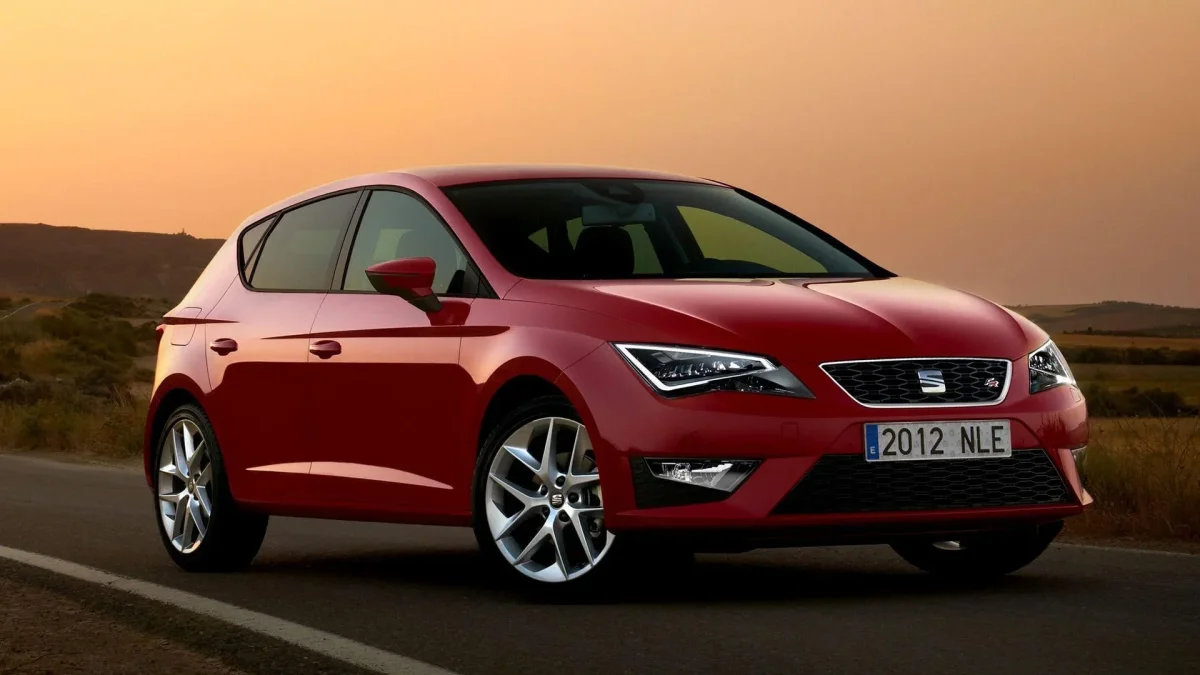 SEAT LEON